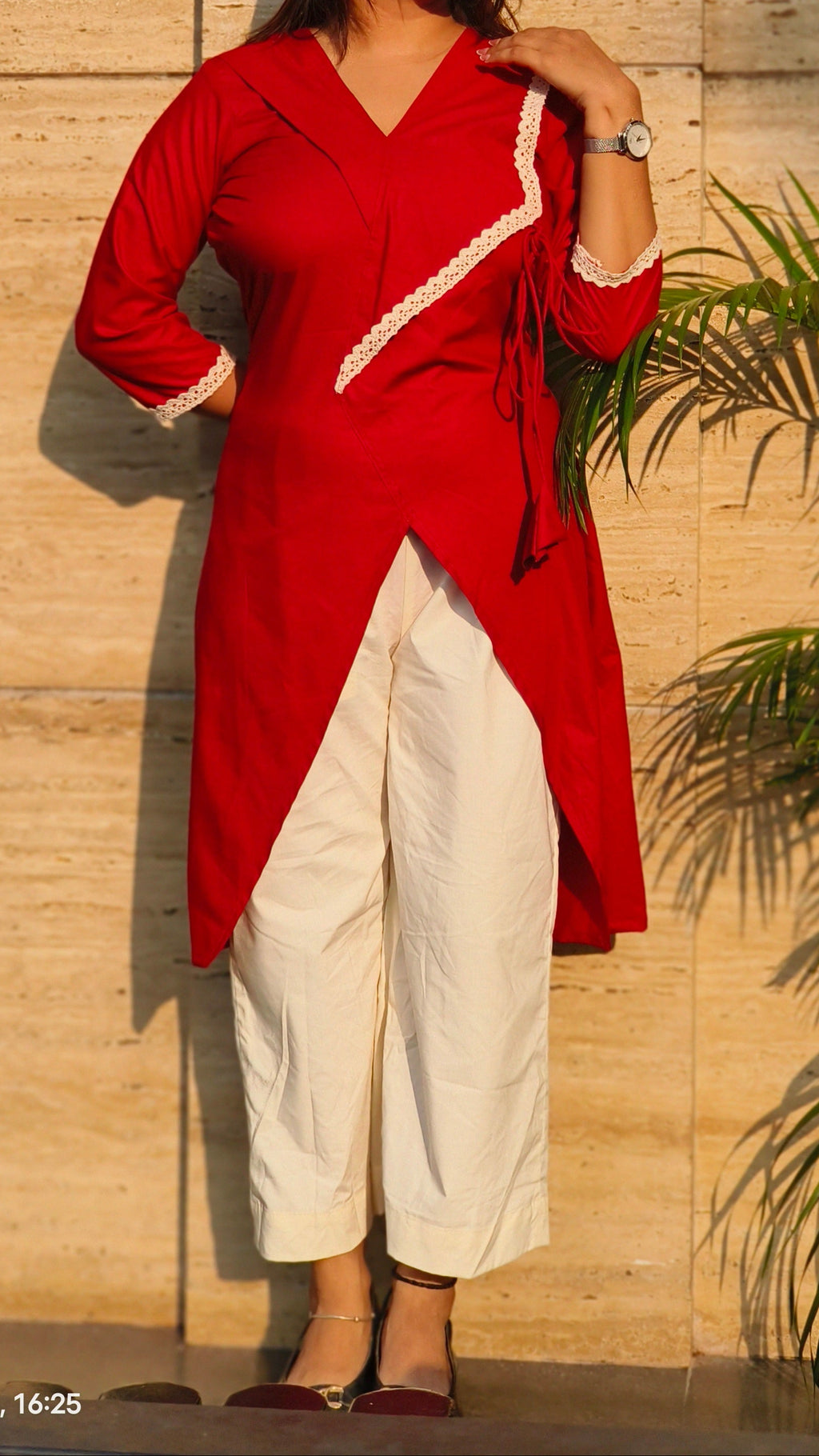 Aarohi Crimson Lace-Detail Kurti Set